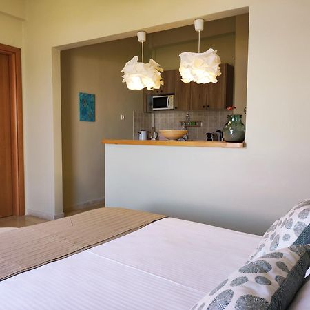 Thalassa Apartments & Studios Kávos Quarto foto